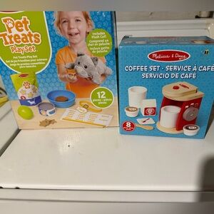 Melissa & Doug Coffee Set - Red, White, and Blue